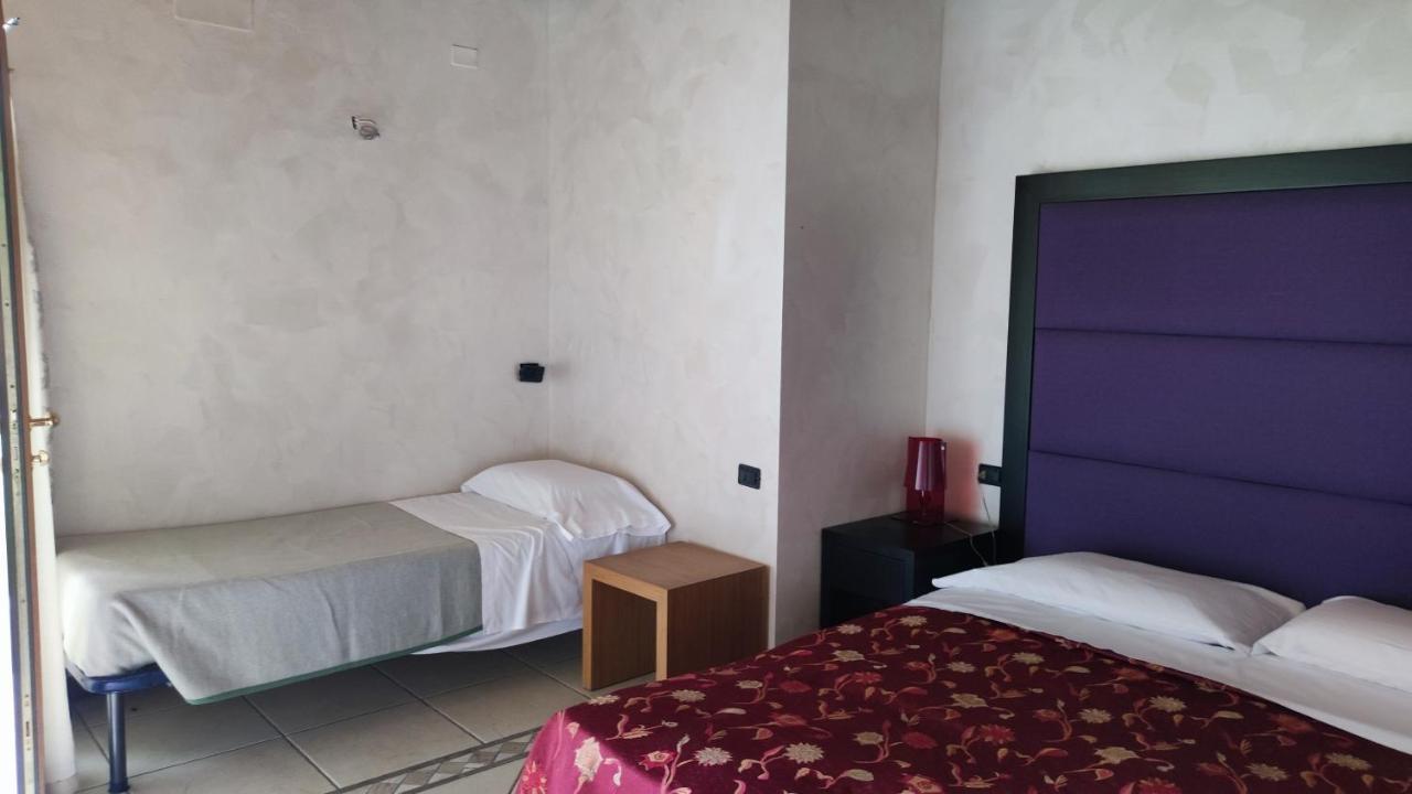 Albergo Le Piante Manerba del Garda Eksteriør bilde